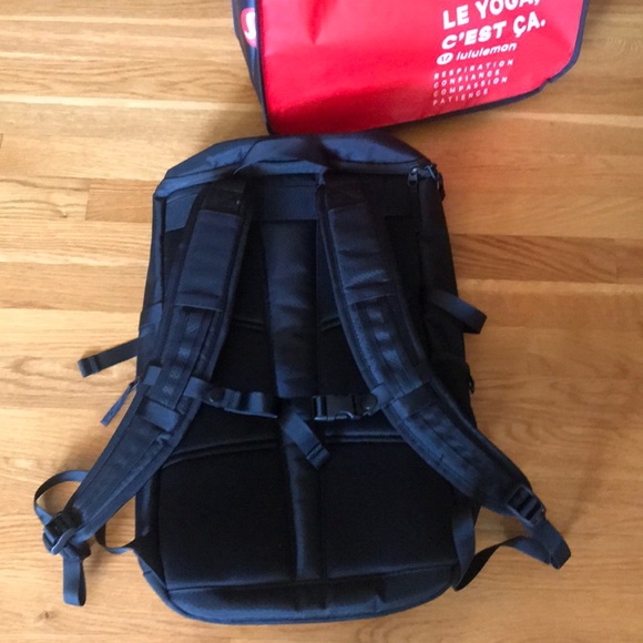 Lululemon Room to Roam Backpack - Picture 2 of 8